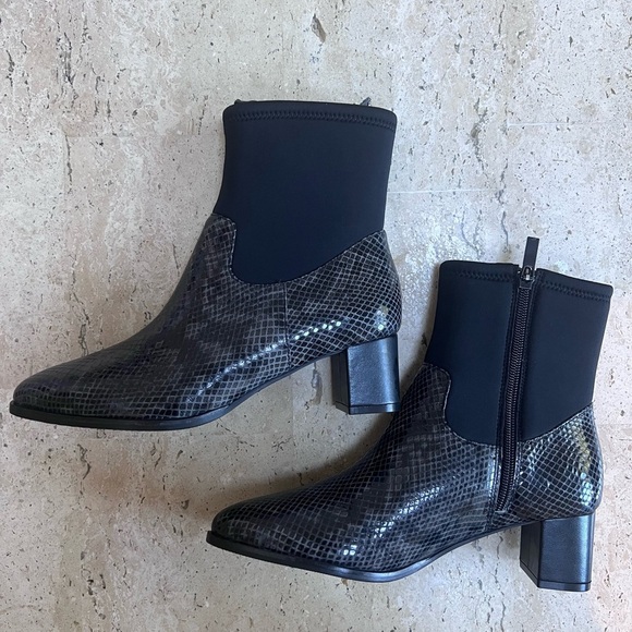 Trotters “Kippie” Leather/ Snakeskin Patterned Bootie Women’s Size 7 MSRP 140 - Picture 2 of 8